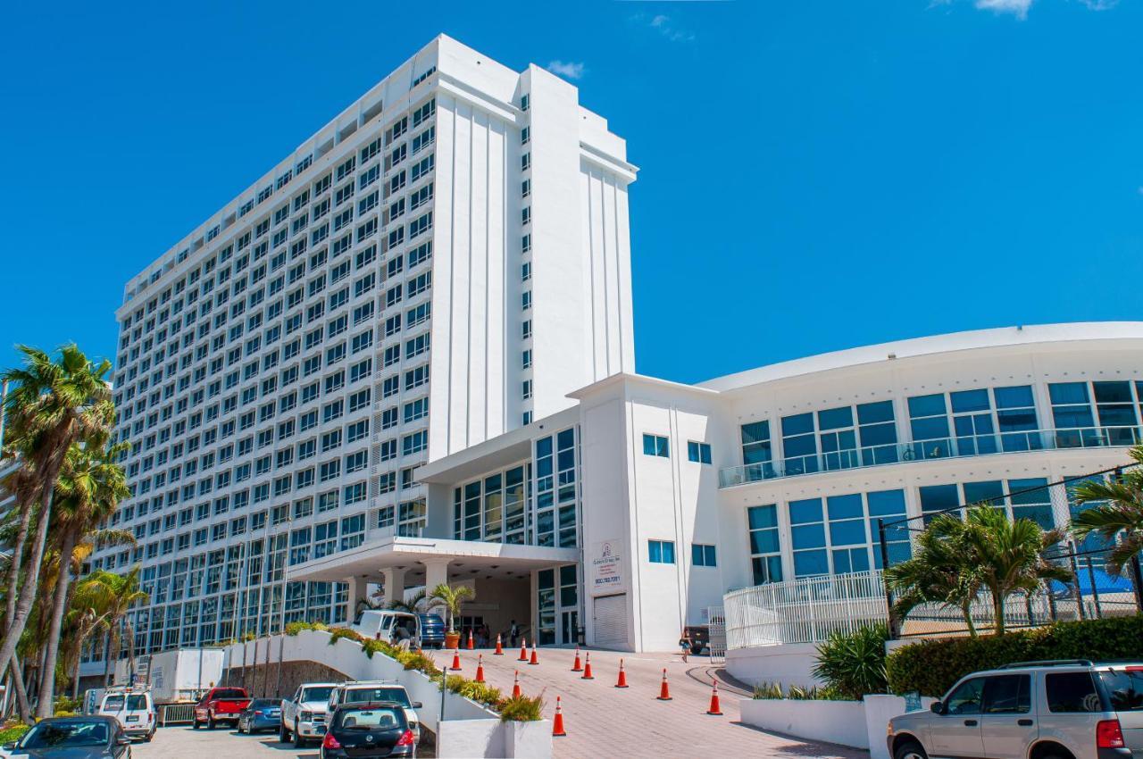 ميامي بيتش Collins Apartments By Design Suites المظهر الخارجي الصورة
