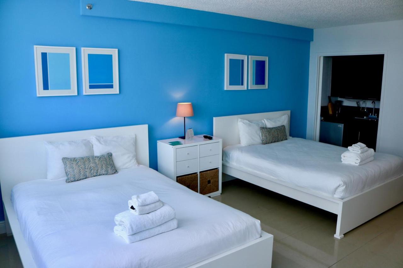 ميامي بيتش Collins Apartments By Design Suites المظهر الخارجي الصورة