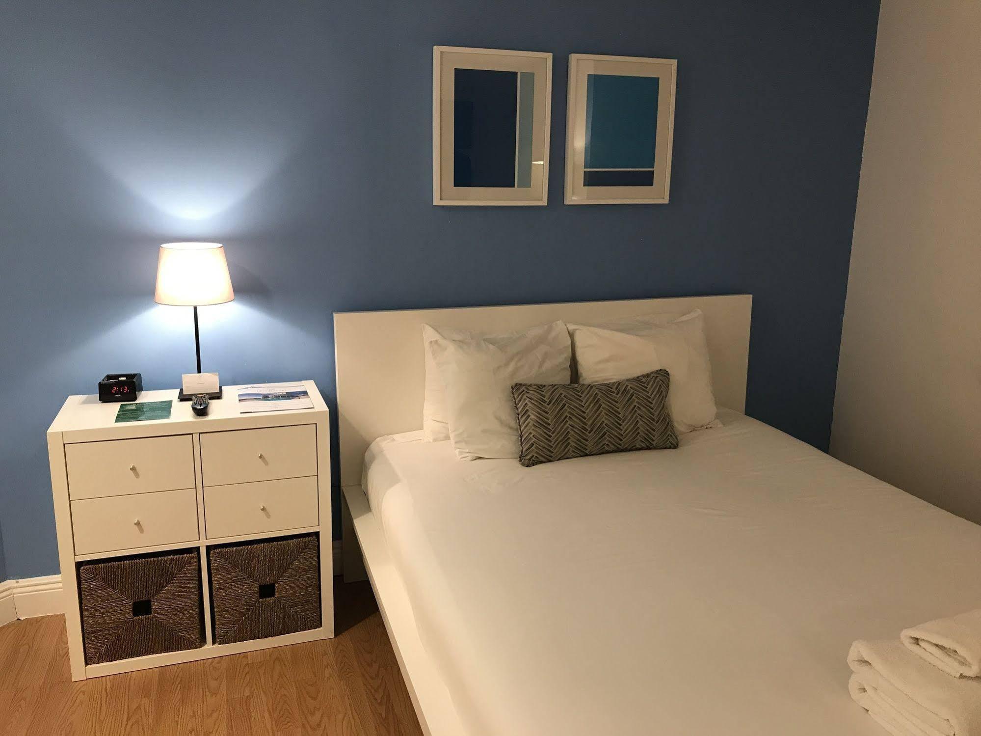 ميامي بيتش Collins Apartments By Design Suites المظهر الخارجي الصورة